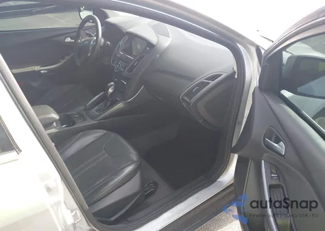 2012 Ford Focus Titanium из США, поврежденный, VIN 1FAHP3N25CL266715